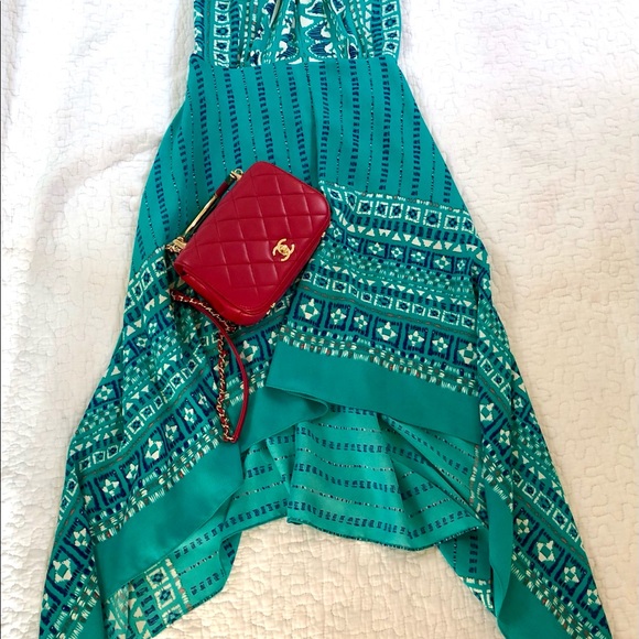 Clothes - Picture 2 of 5